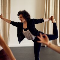 50 Stunden Yoga Beat Fusion Ausbildung mit Barbara Pascaly in Berlin. Lerne, Yoga on Beat, im Rhythmus der Musik zu unterrichten.